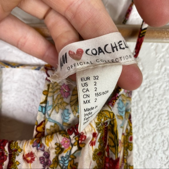 H&M Coachella Cream & Red Floral Print Romper - Picture 4 of 6